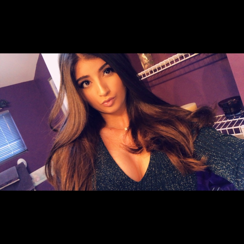 Meet your Posher, Carlyann